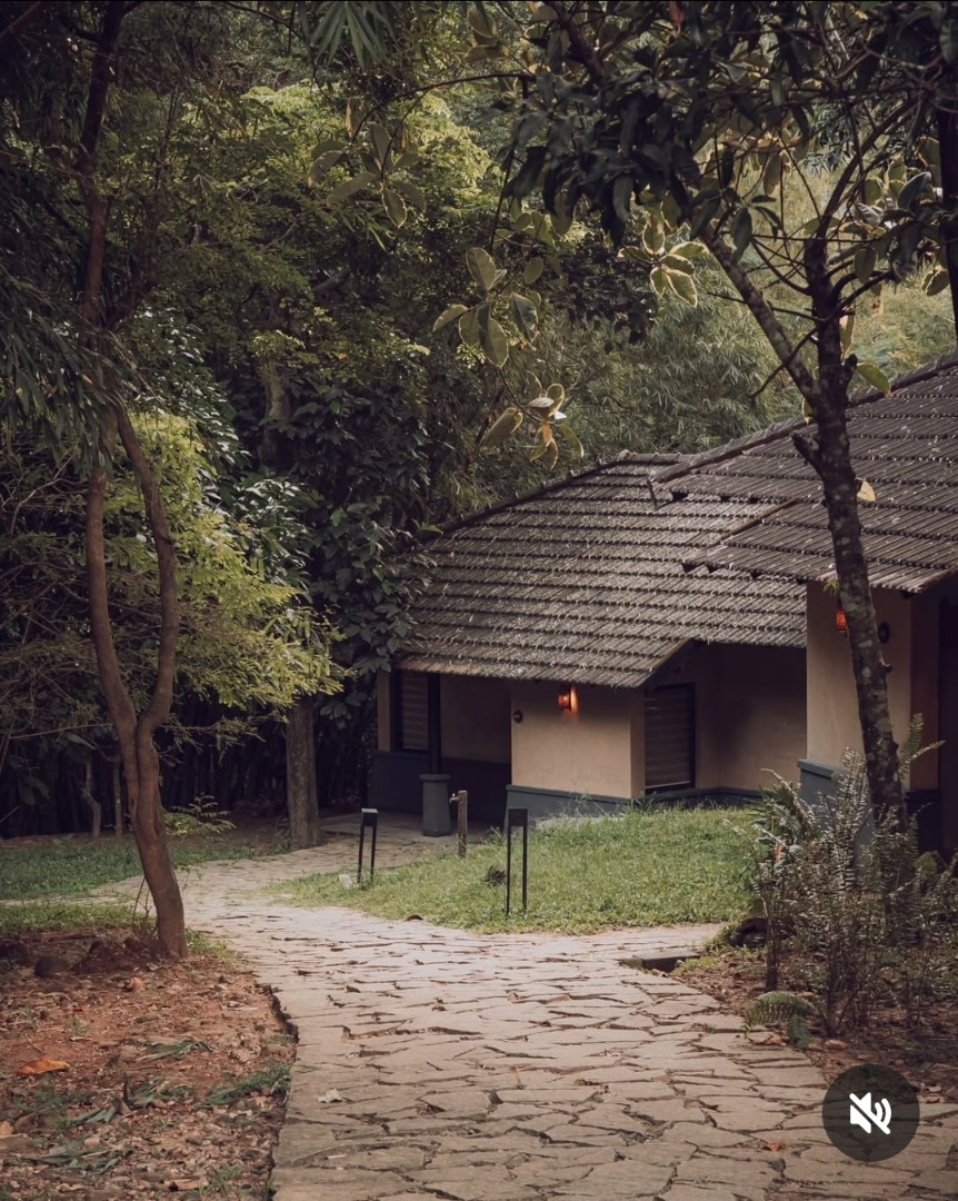 Klov Resort & Spa